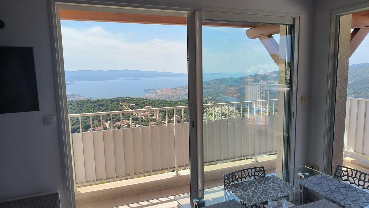 Gites Sassone, Vue Panoramique Sur Ajaccio Et La Mer Alata Buitenkant foto