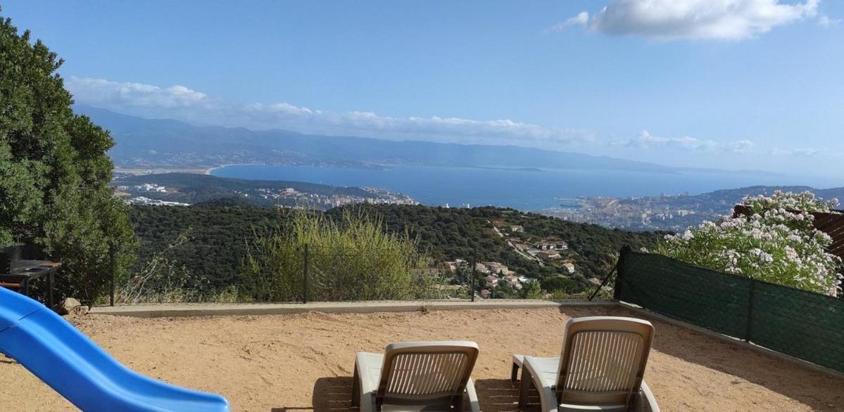 Gites Sassone, Vue Panoramique Sur Ajaccio Et La Mer Alata Buitenkant foto